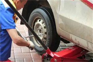 新洲附近拖车24小时服务热线电话