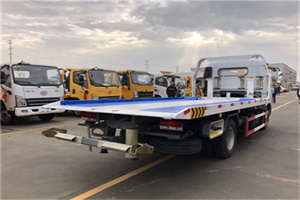 新洲汽车救援补胎